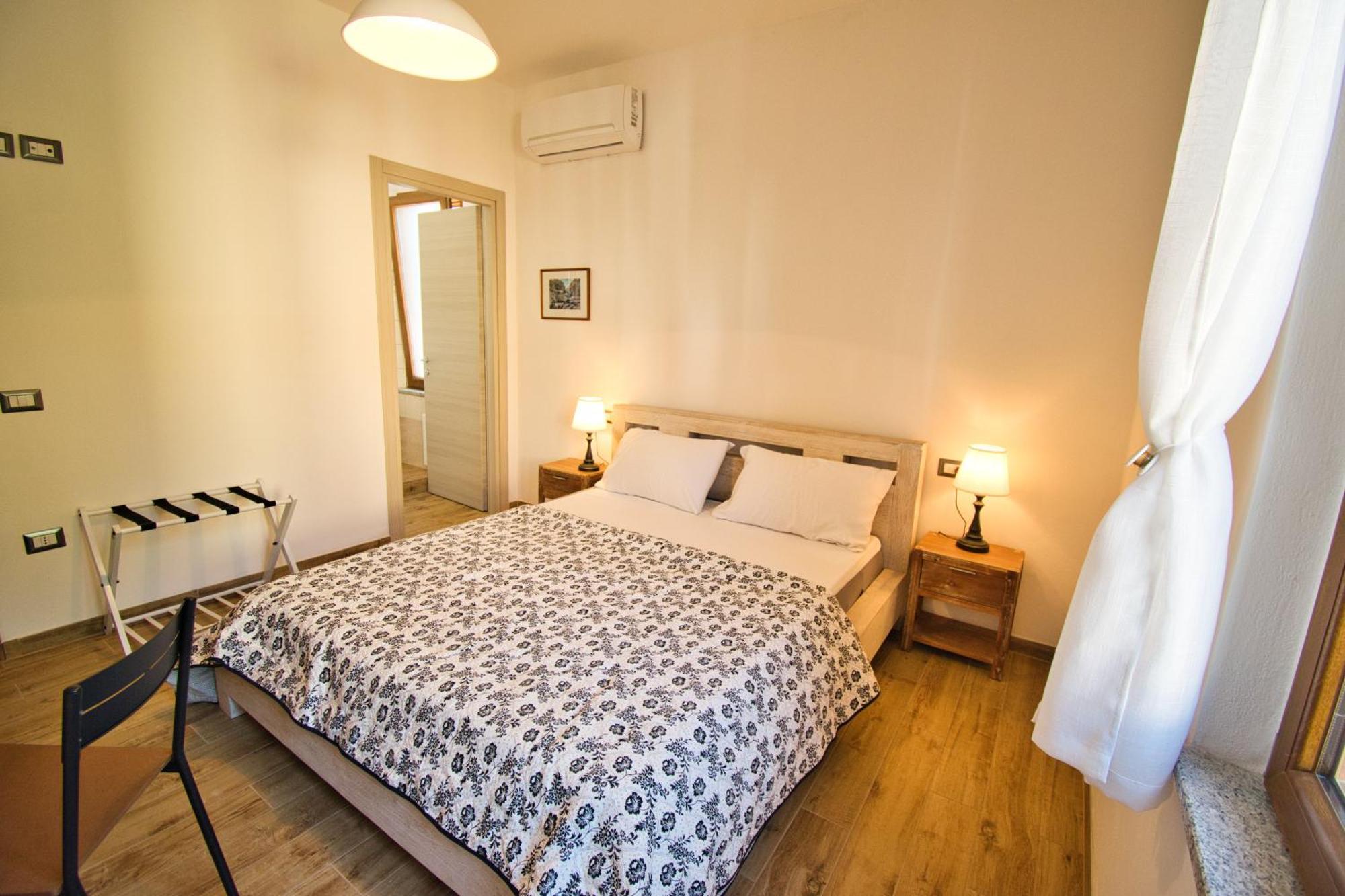 Dommu Livia Otel Lotzorai Dış mekan fotoğraf